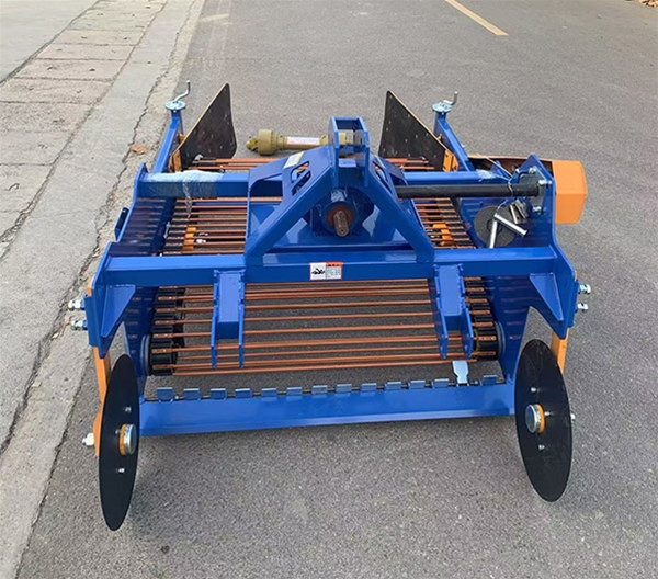 4UX-120馬鈴薯收獲機(jī)