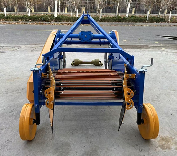 4UD-90馬鈴薯收獲機(jī)