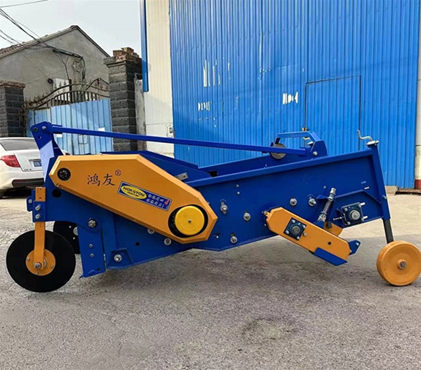 4UD-S馬鈴薯收獲機